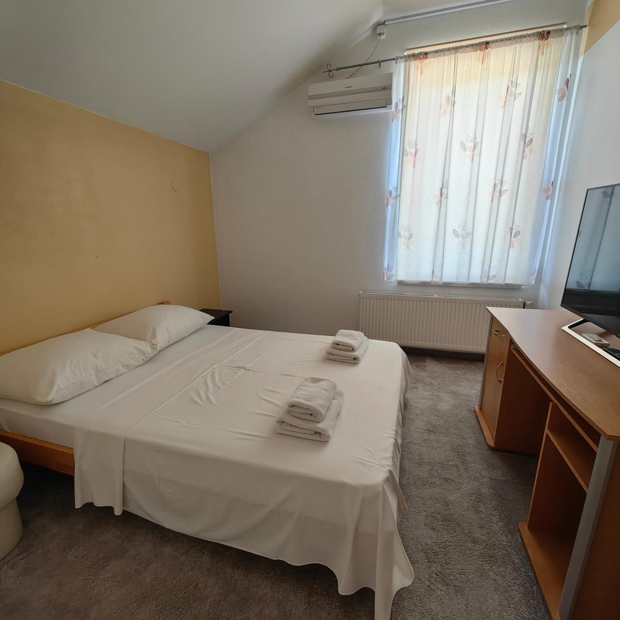 Motel Maks Kiseljak Exterior photo